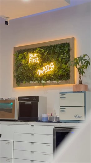 DAVIE NAILS on Instagram: "✨ Davienails.spa ✨ ——2219 S. University Dr Davie Fl33324 —— Call us for an appointment ☎️9544230980 Online Booking: davienailsspa.com #broward #browardnailtech #browardnailsalon #Davie #davienailtech davienailsalon nailsalon nails trendy trending naildesign Davieflorida Browardcollege novauniversity FortLauderdale lasolas plantationwalk autumn autumnnails thanksgivingnails fallnails"