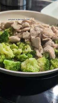 30 minute chicken & broccoli skillet 🥦 #recipe #shorts