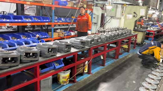 The four major series SKFR reducers are being assembled.#motor #reducer #gearbox #drive #worm