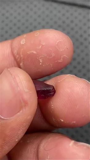 Natural Garnet Stone – 2.65ct | Loop Clean | Ceylon Gemstone