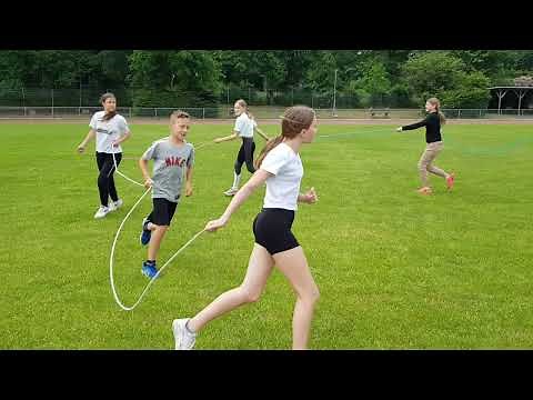 Training mit Abstand - Teil 68 - Spielerisches Aufwärmen mit Seil in der Gruppe