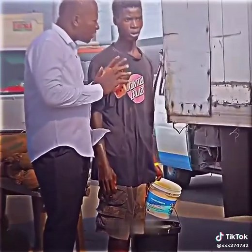 Hilarious Bollywood Scene Edits You Can't Miss