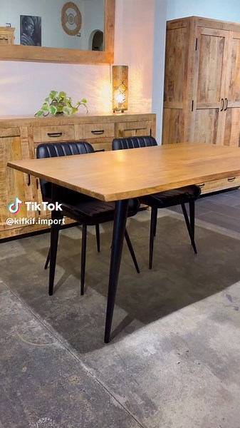 Table Diva en bois massif à prix imbattable !