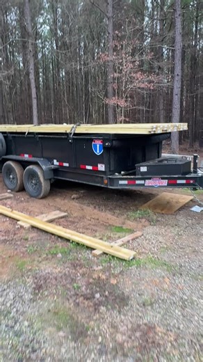 Exploring the Versatility of Dump Trailers in Construction