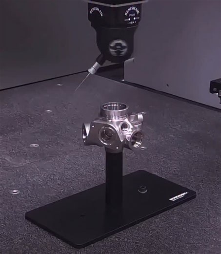 🧿💯 Five-axis measurement intelligent calibration! 🔺 Renishaw REVO five-axis probe Metrolog X4 digital platform — a revolutionary duo redefining industrial metrology and precision control. With this next-generation integration, you can: • Generate real-time 3D data with micrometric accuracy. • Scan complex surfaces with unlimited positioning flexibility. • Automatically avoid collisions through intelligent motion control. • Cut calibration time in half and double overall efficiency. A true lea