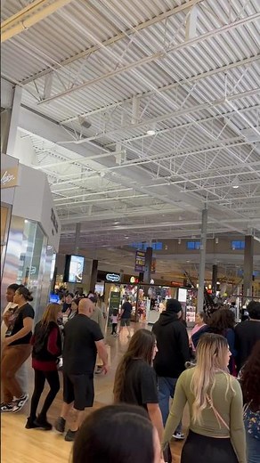 Ontario Mills Mall Ontario California 🇺🇸#ontariomills #recordinginsocal