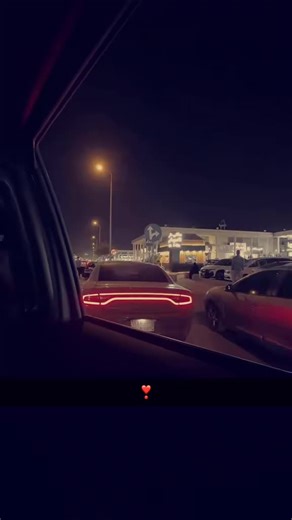 ‏دوج تشارجر سياره اف ❣️🥹