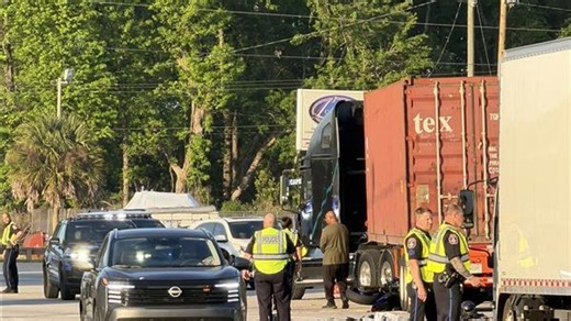 All lanes reopen on Clements Ferry Road after fatal motorcycle, tractor-trailer crash