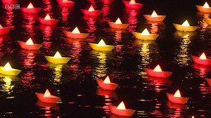 44K views · 2.2K reactions | Hundreds of illuminated origami boats sail on the water at Irvine's Harbour Festival of Light bbc.in/2gIr0C2 | BBC Scotland News | Facebook