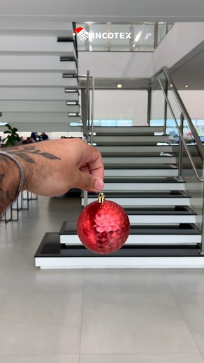✨O clima de Natal já chegou na INCOTEX… e no coração dos nossos colaboradores também. 🎄💙 #natal #natalincotex #incotex #têxtil #industria #colaboradoresincotex | Incotex
