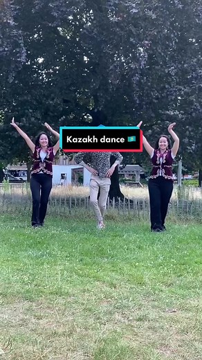 Kazakh Dance 'Kara Zhorga' - Traditional Dance from Kazakhstan