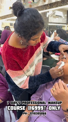 Siva Sheema | Best Bridal Makeup Artist |Best Makeup Academy on Instagram: "Next Batch DECEMBER 2️⃣3️⃣ 📲For Enquiries - Call ☎️ 9710305066 📢📣Registration Open 🪬Sheema Makeovers Academy... 7️⃣Days Professional Makeup Course @ 6️⃣9️⃣9️⃣9️⃣ ₹ only with Certificate... ✅Our professional Bridal makeup class includes 💄 ⭐Party look ⭐Muhurtham look ⭐Christian look ⭐Reception look ⭐Saree Pre pleating ⭐Box folding ⭐Draping ⭐Hairstyling ⭐Social Media Marketing ⭐Business Management ⭐Client Handling It’s