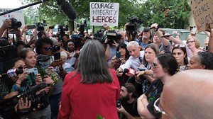 CDC gets new acting director as leadership turmoil leaves agency reeling 