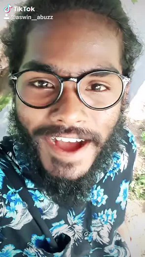 ഈ വോയ്സ് 90.k like and 300.k views തന്ന എല്ലാവരോടും ഒരുപാട് നന്ദി...🙏🤗🙏 ഈ വോയ്സ് മറന്നിട്ട് ഇല്ലങ്കിൽ ഒരു like..🙏#myowmvoice #thrissurkaran #duet