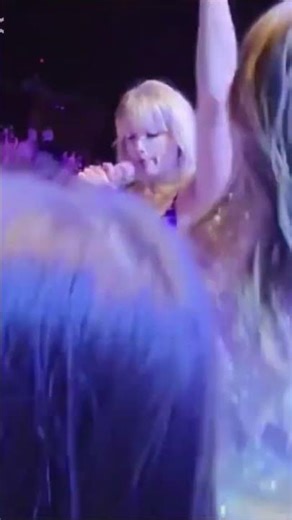 Taylor Swift tribute show charity Eden I gave her a bracelet!🩵🩵‪@TaylorSwift‬‪@thecharityeden‬