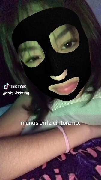 Sofi y Milo's Fiesta: No Hands on Waist Dance Challenge | Sofia Vargas