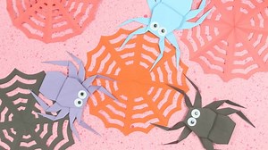 How to make spider web with paper | Halloween craft | Paper spider web #paperspiderweb #spider_web #paperspider #halloweencraft #papercraft #halloweendecor #howtomake #giftidea #decoration #decorationideas #halloween #diy #ezzycraftsdiy | Ezzy Crafts DIY