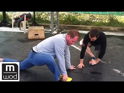Super Squat Hip Sequence pre-workout | Feat. Kelly Starrett | MobilityWOD