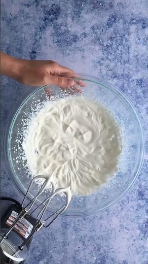 The Stages of Whipped Cream (Soft Peaks vs. Stiff Peaks)