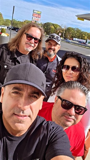 3.6K views · 125 reactions | Newark NJ✔️ @themanicboysandgirlsclub #eratoxica #bandlife #live #newarknj #rocknroll | ERATOXICA | Facebook