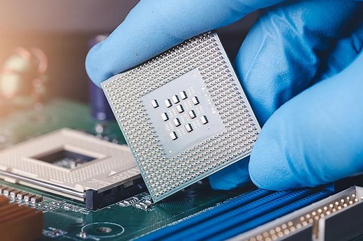 Teflon™ Fluoropolymers in Semiconductor Manufacturing