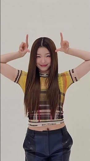KATSEYE's Yoonchae dancing to Debut #KATSEYE #KATSEYE_Debut #KATSEYE_Yoonchae