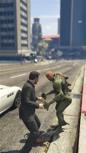 Alien Attacked Michael in GTA 5 | Insane Fight! #gta5
