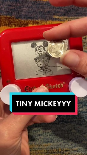 what an itty bitty #mickeymouse 😅 on #etchasketch 🤗 #tiktokart #disneyfanart #GetYourJeansOn #foryou #fypシ 💛🤙🏼