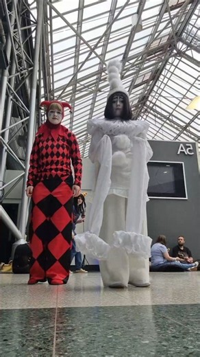 Matching with my friend for epic con :] #cosplay #theadventuresofburatino #pierrot #comiccon #fyp