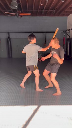 The importance of staying relaxed and structured as balance. TheAcademyBeverlyHills.com #systema | Martin Wheeler