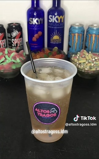 sly raspberry speed🤩 . . . . . . . . #tragos #tragosencasa #bebida #joda