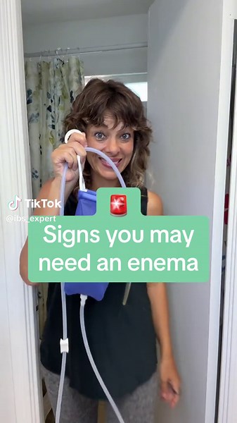 🚨 Wondering if an enema might be what your body needs? Here are some signs to look out for: 🔹 Constipation: If you're frequently finding it hard to have a bowel movement, an enema might help reset your system. But don’t relay on enemas to go to the bathroom because your intestines will stop working by itself. 🔹 Bloating: That uncomfortable, swollen feeling can be alleviated with a cleansing enema, helping to flush out waste and gas. 🔹 Cramping: Abdominal cramps often indicate that something 