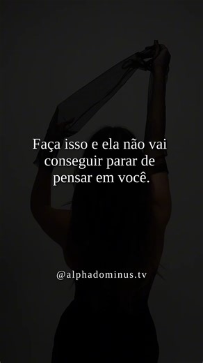 O cérebro humano é programado para detestar ciclos abertos... 👇 O segredo da obsessão não é a presença constante, mas a interrupção estratégica. Através do Efeito Zeigarnik, a mente prioriza a lembrança de tarefas ou conversas inacabadas sobre as que já foram concluídas. O AlphaDominus não entrega o roteiro inteiro; ele planta a semente e deixa que a imaginação dela faça o resto do trabalho. Protocolo para ativar a obsessão psicológica: A Interrupção no Ápice: Nunca termine uma conversa quando 