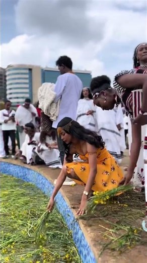 Irrecha oromo #ethiopiabuna #oromoculture #habesha #oromomusic #oromopeople #wedding #musicoromo