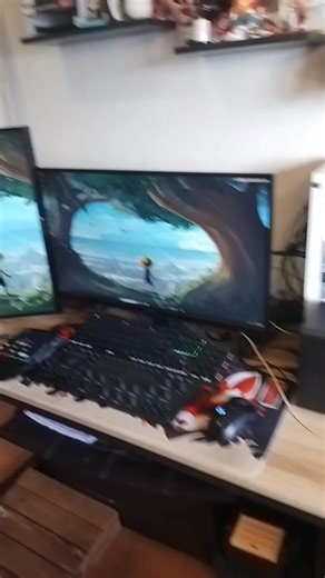 🔧💻 BIGLANG BLACK SCREEN? Parang bumibitaw ang video card kahit bagong palit? Isang client ang nag booked for home service sa amin at ML Waffer Computer Services dahil kahit bagong NVIDIA GPU at bagong RAM na, bigla pa ring nagba-black screen nag hang at nagre-reset ang video card. Hindi rin gumagana ang Adobe premiere editing tools ng maayos hangga’t hindi nire-restart ang PC. ✅ TROUBLESHOOTING SUCCESSFUL! 📌 Ano ang ginawa namin? • Full diagnostics ng GPU, RAM, PSU at SSD. • Power supply test