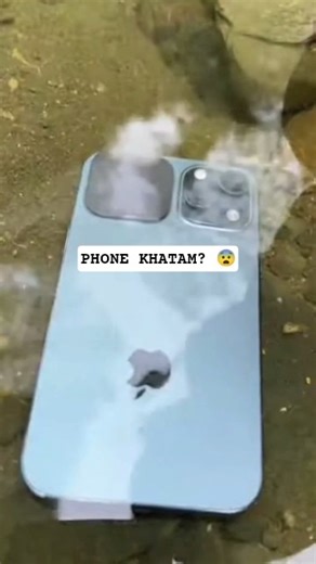 iPhone 17 Pro Max Underwater Test😱 Paani Mein Daalte Hi Kya Hua?#iPhone17ProMax#UnderwaterTest#short