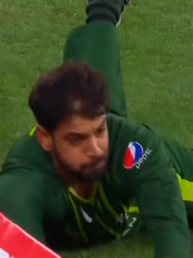 Top 4 Amazing Fielding Moments by Haris Rauf