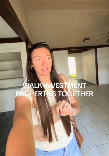 just another day in paradise 🥲 #realestateinvesting #investmentproperty #rentalpropertyinvesting #hoarderhouse #realestatetiktok #investinginrealestate #realestateinvestor