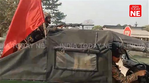 #WATCH | Army conducts flag march in Kokrajhar as authorities step up security, situation remains under control #kokrajhar #indianarmy #violence | IndiaToday NE