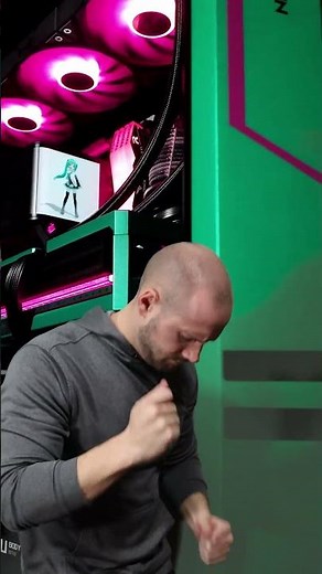 This Hatsune Miku PC Is a Vocaloid Fan’s Dream Setup