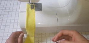 Simple and easy to make baby headband for beginners #sewingproject #sewing #sewingchallenge #facebookpost #pakistanifashion | Simplesewing