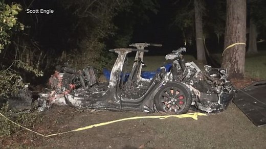 Deadly crash involving Tesla driverless car