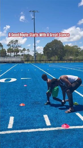 WR’s To Run A Good Route Your Stance Is Very Important #football #widereceiver #sports #speed