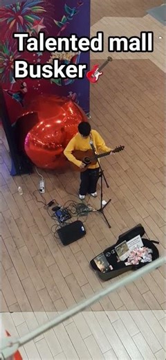 Hidden Busker Talent Found in the Mall!