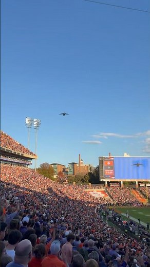 Clemson’s flyover looked incredible inside Memorial Stadium! 🤯✈️