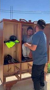 Comprando muebles para alquilar espacios #humor #latinoseneeuu #migranteslatinos