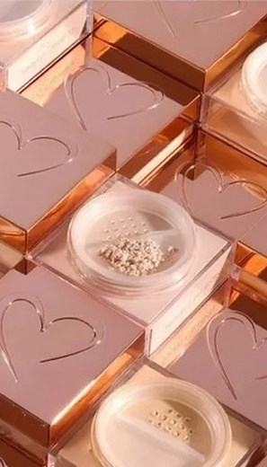 MAQUILLAJE SKIN CARE CARACAS Original TOCOBO BEAUTY CREATIONS on Instagram: "BYE FILTER✨¡El polvo que piel grasa debe probar! Es de textura ligera y sedosa que difumina imperfecciones para un acabado suave y natural, fija tu maquillaje hasta por 14hrs. Disponible en tonos: Honey me, Translucent dreams y Pink cloud para adaptarse a todos los tipos de piel. Nuestra página web: www.maquillajeporcelana.com 💕 📍Las Mercedes y CCCT 🌟Métodos de pago: $ efectivo, Bs TASA BCV, Zelle y Pipol pay. 📱 041