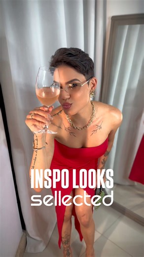 BIANCA CADIDJA on Instagram: "Se no pós ceia de Natal vc quer curtir um rolê de bom gosto, já encontrou a dica de ouro: @sellected.vca edição Christmas All Night 🎄 ingressos estão sendo vendidos no link da bio deles. E nós sabemos que precisamos de um lookinho versátil, e esses vocês encontram na @suedboutique ✨ eu AMO!"