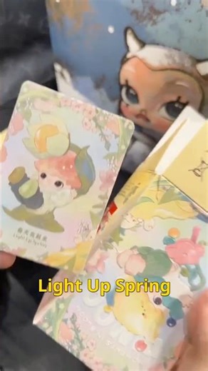 Dimoo Moments in Bloom Series Secret Light Up Spring shaking tip guide. #toysez #dimoo #blindbox