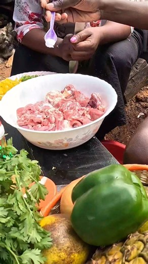 African Village Tribal Woman Prepare to Cook an Authentic Meal for her Family #shortsfeed #village